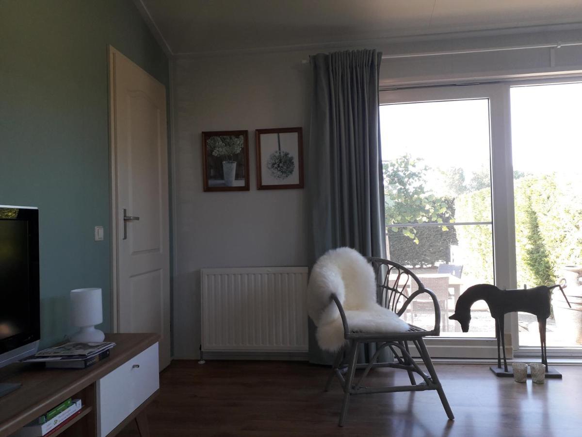 De Krukel Villa Sint Annaland Bagian luar foto